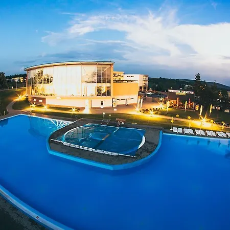 فندق Aquatermal 3*